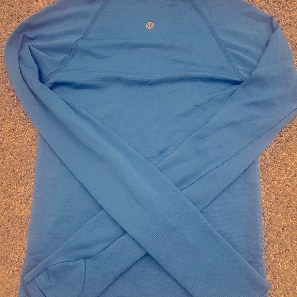 Lululemon Swiftly Tech Longsleeve Hip length size 2